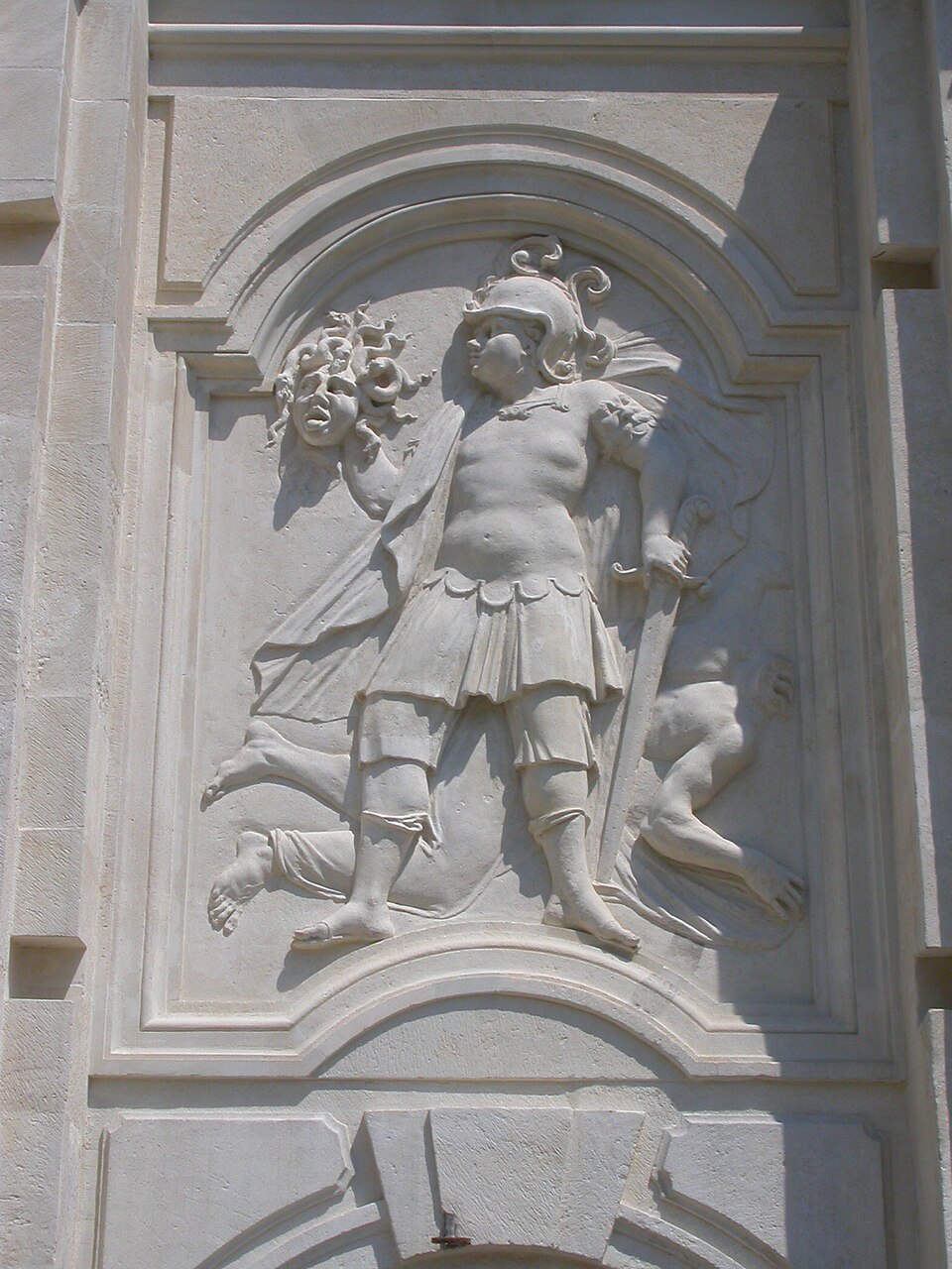 Prim-plan al panoului sculptat de pe Poarta I.