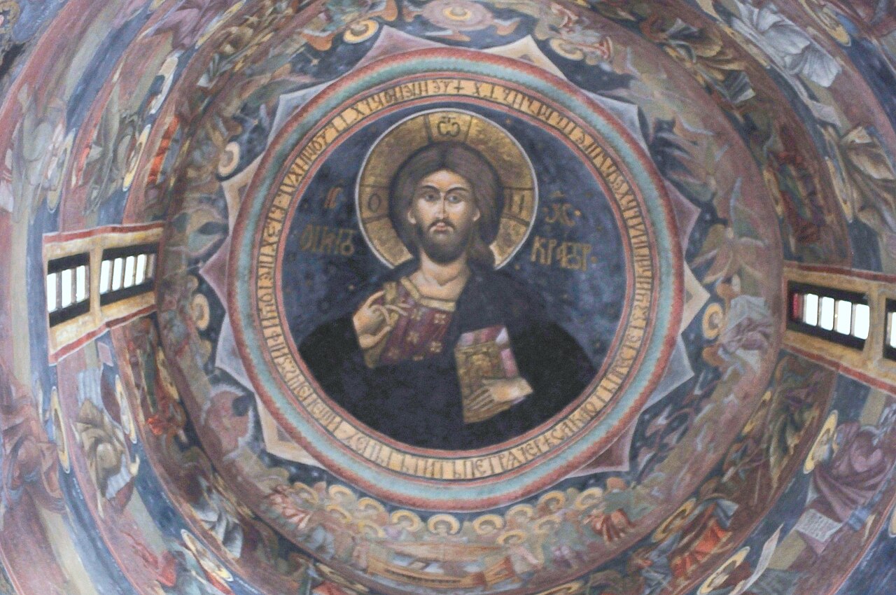Cupola pictată, vedere verticală din interior.