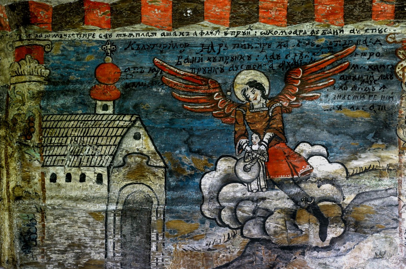 Detaliu din pictura murală a bisericii istorice.